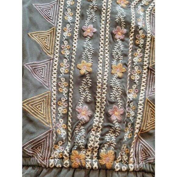 NWT Savanna Jane Sweet Pea Embroidered Dress Light Olive Women's Medium - Picture 4 of 5